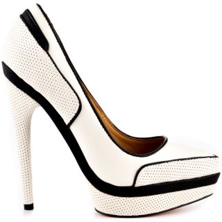 Shoes are the best. Gwen Stefanis LAMB Shoe line Rocks