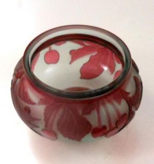 Kelsey Murphy Bomkamp Pilgrim Cranberry Glass Cameo Carved Bowl