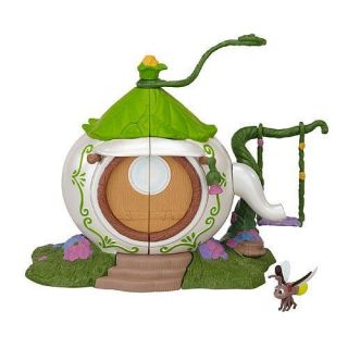 Features of Disney Fairies Tea Kettle Tinker Bell Playset
