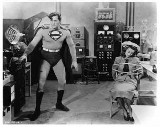 Superman vs The Atom Man Still Kirk Alyn and Noel Neil D450