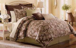 Gwendolyn Mulberry Oversize Cal King 8 Piece Comforter Bed in A Bag