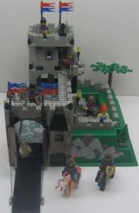 Lego 6081 Kings Mountain Fortress Castle Set Vintage 1990 8 Minifigs