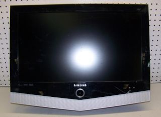 LN R238WH 23 inch Widescreen HDTV Ready Flat Panel LCD TV
