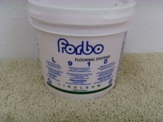 Forbo L910 Linoleum Adhesive Flooring Glue 1 Gal