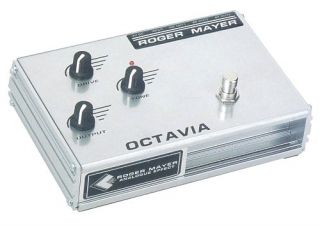 Series Octavia . This pedal is built with true bypass switching