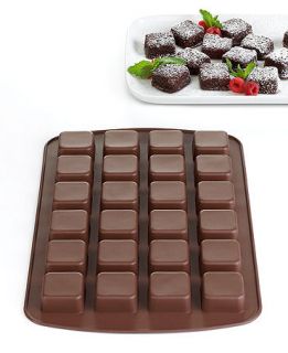 Wilton Brownie Squares Silicone Mold, 24 Count Bite Size   Bakeware