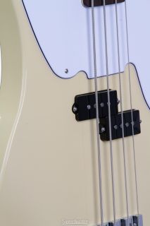 Fender Mike Dirnt Precision Bass White Mike Dirnt Pbass White