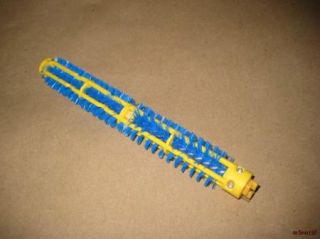 New Roomba Dirt Dog Brush Set Beater and Bristle Blue. Also 400