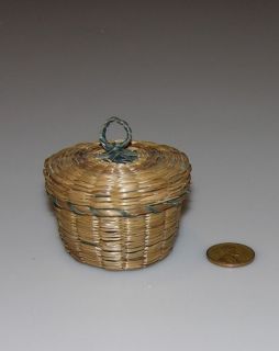 Vintage Indian Sewing Notions Basket Northeast Miniature Sweet Grass