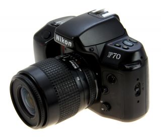 Nikon F70 35mm Spiegelreflexkamera mit AF 4 5,6/35 80 D