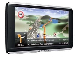 Navigon 72 Premium Europe 44 Länder 12,7cm Touchscreen