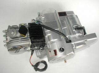 Lieferumfang 1 Stück 4 Takt Motor 125cc 4 Gang (NEU) wie abgebildet