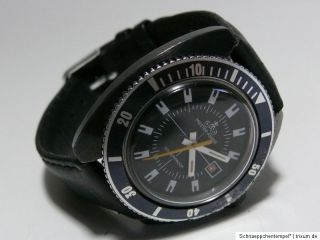 Es handelt sich hier um eine Armbanduhr der Marke Meister Anker.