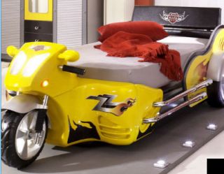 Mit dem aufwendig, detailgetreu gestaltetem Motorrad Bett mit Licht