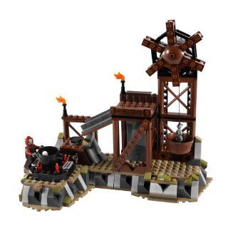 Produktinformation LEGO 9476 Herr der Ringe   Die Ork   Schmiede