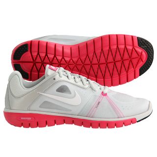 Nike Fitness Schuhe Womens Move Fit Gr. 38,5 Neu