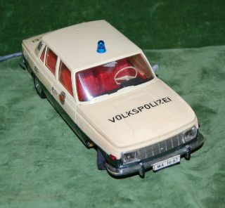 Spielzeug Auto Polizeiauto Wartburg 353 Fernlenkauto alt 