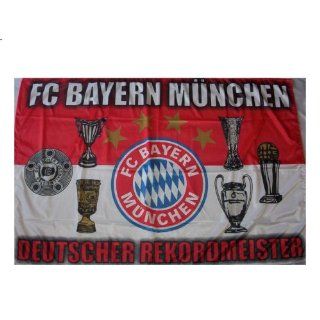 FC Bayern München Fahne Pokale   4 Sterne 100 x 150 cm 