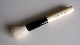 BOBBI BROWN FACE BLENDER pinsel brush (travel size) NEU