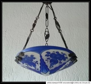 Pate de verre Deckenlampe. Jugendstil Frankreich um 1920
