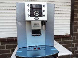DeLonghi ESAM 5500 M Espressovollautomat Polar Silber NEU/OVP