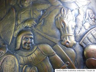 Messing Kupfer Gefäß antik Figur Figurenbekrönung Handarbeit Ritter