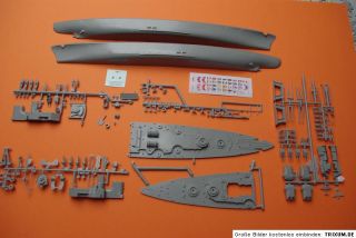Revell Battleship Bismarck Plastik  Modellbausatz 1570