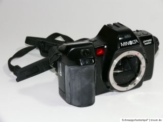 M898 } Fotoapparat / Kamera MINOLTA Dynax 7000i •
