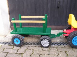 Kinder Traktor Anhänger für Trettraktor aus Holz Eigenbau