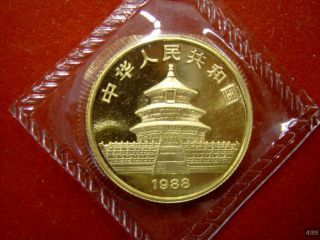 Sie erhalten eine 25 Yuan 1/4 oz Gold China Panda 1988 in
