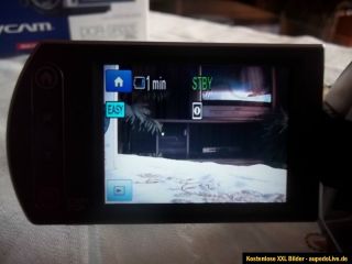 Sony DCR SR32Camcorder (Festplatte, 30GB, 40 fach opt. Zoom, 6,4 cm (2