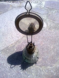Schöne Antike Petroluim Lampe ohne Zylinder