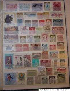 Album mit über 1700 Briefmarken aus aller Welt
