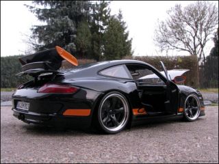 18 Tuning AUTOart Porsche 911 GT3 (Typ 997) RS orange + Echtalufelgen