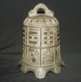 Alte Taoismus Glocke mit Bagua Symbol Acht Unsterblichen Pattern aus