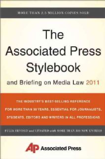 Associated Press Stylebook and Briefing on Media Law 2011 (Paperback
