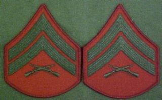 Green on Red USMC Chevrons   Corporal   Male Clothing