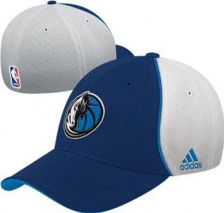 Dallas Mavericks Swingman Logo Flex Hat: Sports & Outdoors