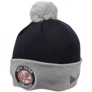 New Era Circle Knit Team Hat (NEYYAN): Sports & Outdoors