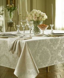Wiltshire Tablecloth, 70 x 104 Oblong Bronze/Gold