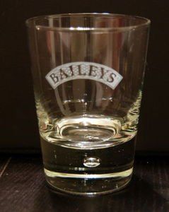 Baileys Irish Cream Glass  Set of 2 Glasses Kitchen
