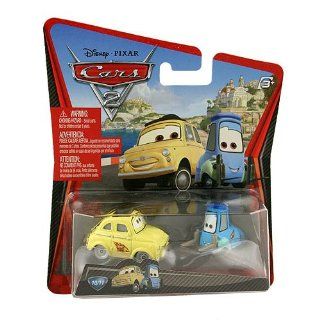 Disney / Pixar CARS 2 Movie 155 Die Cast Car #10 11 Guido
