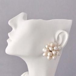 White Pearl Cluster Pretty Clip on Earrings (5 6 mm) (Thailand